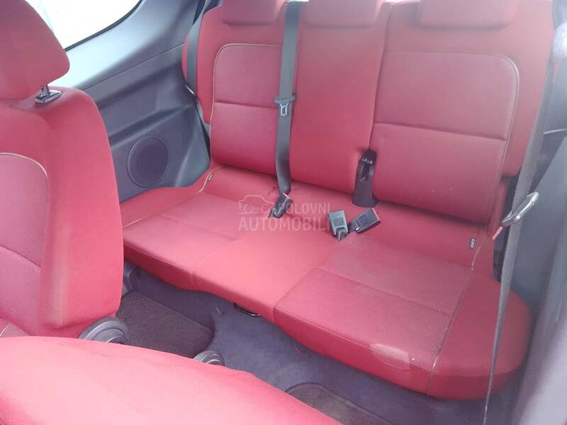 Mitsubishi Colt CZ 3