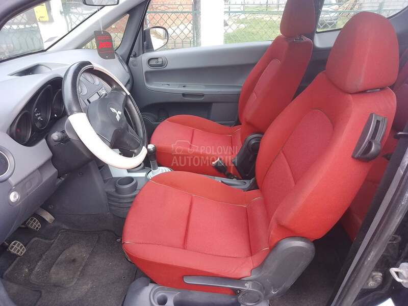 Mitsubishi Colt CZ 3