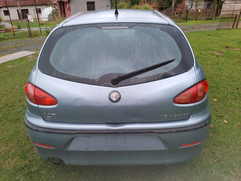 Alfa Romeo 147 1.6 16w
