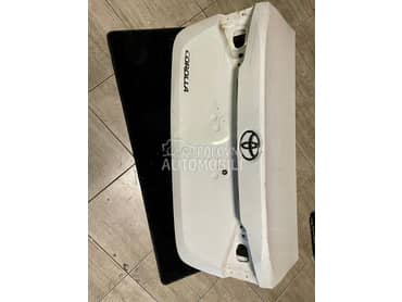 gepek vrata sedan za Toyota Corolla od 2018. do 2024. god.