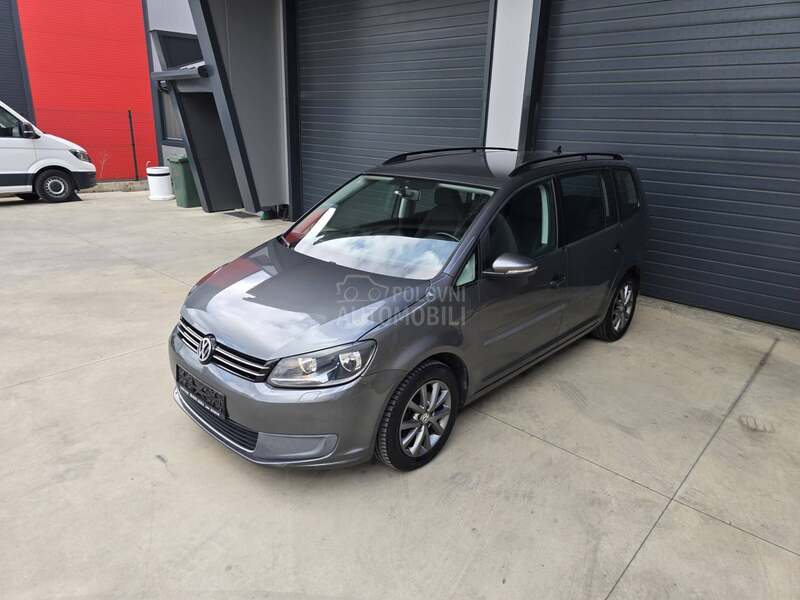 Volkswagen Touran 1.6 TDI 7 SEDISTA