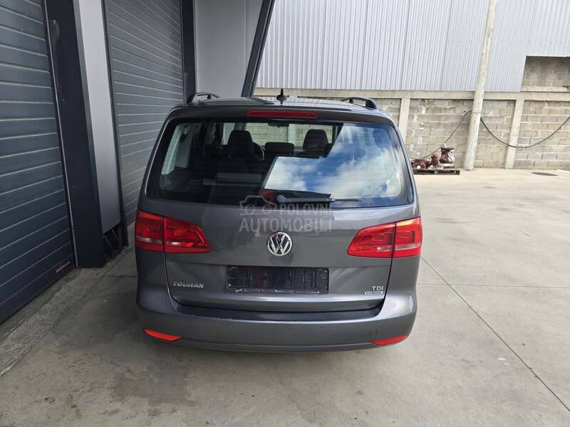 Volkswagen Touran 1.6 TDI 7 SEDISTA