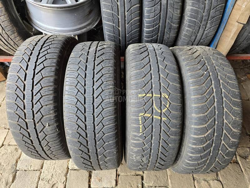 Čelične felne sa gumama 16" 5 x 108