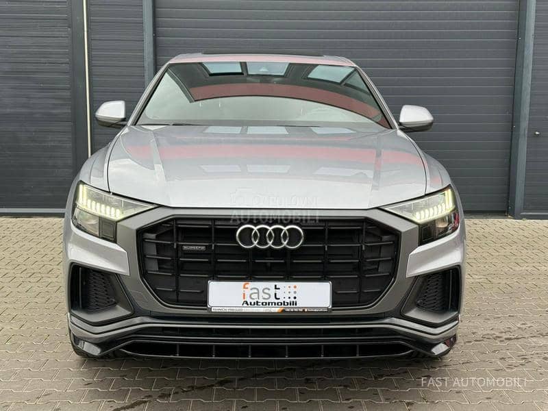 Audi Q8 S-Line