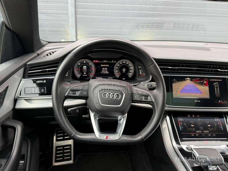Audi Q8 S-Line