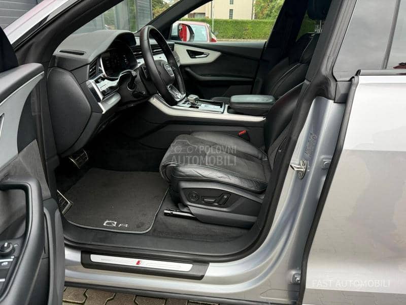 Audi Q8 S-Line
