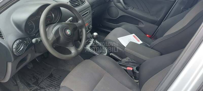 Alfa Romeo 147 1.9 JTD RESTYLING