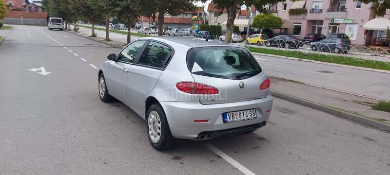 Alfa Romeo 147 1.9 JTD RESTYLING