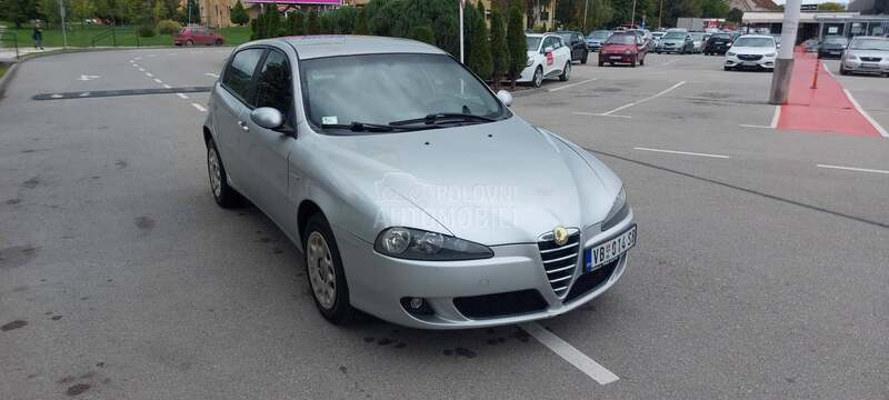Alfa Romeo 147 1.9 JTD RESTYLING