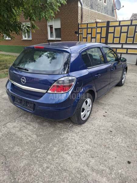 Opel Astra H 1.4