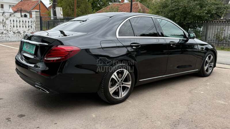 Mercedes Benz E 200 AVANGARD