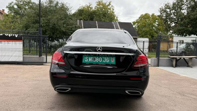 Mercedes Benz E 200 AVANGARD