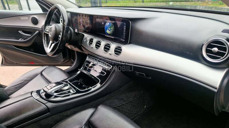 Mercedes Benz E 200 AVANGARD
