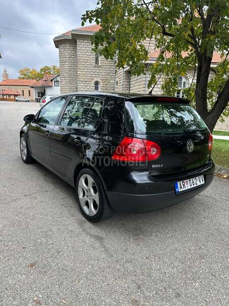 Volkswagen Golf 5 TSI DSG F1