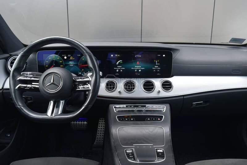 Mercedes Benz E 220 d 4Matic AMG