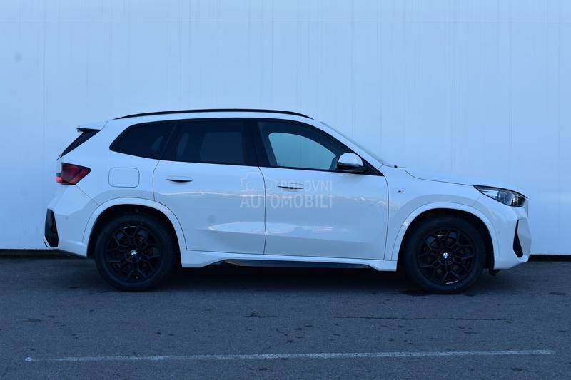 BMW X1 23d xDrive M paket