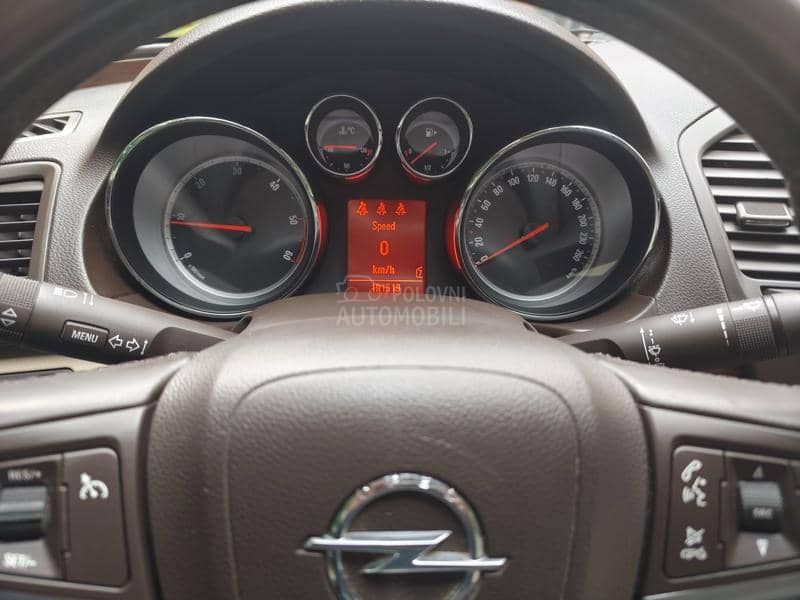 Opel Insignia 2.0 cdti restajling