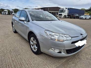 Citroen C5 -  kompletan auto u delovima