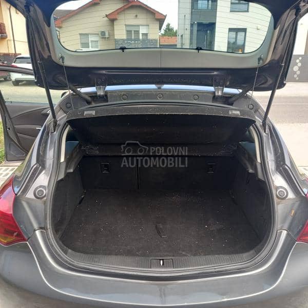 Opel Astra J 1.6 turbo