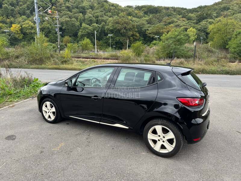 Renault Clio 0.9 TCE DINAMIQUE