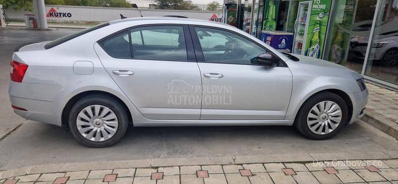 Škoda Octavia 1.5i. ambition