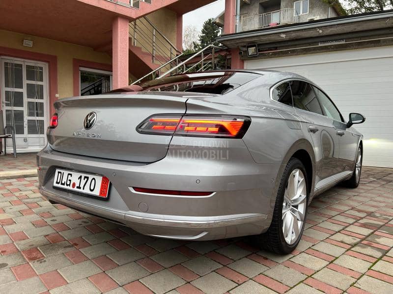Volkswagen Arteon 2.0 Virt Matrix Eleg