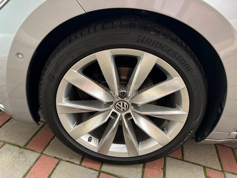 Volkswagen Arteon 2.0 Virt Matrix Eleg