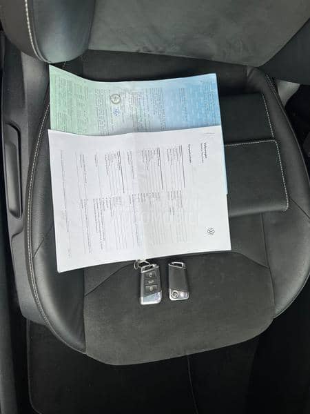 Volkswagen Arteon 2.0 Virt Matrix Eleg