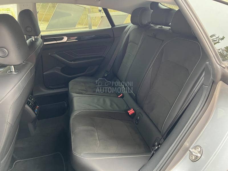 Volkswagen Arteon 2.0 Virt Matrix Eleg