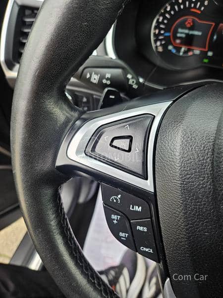 Ford Galaxy 7 s e d i š t a