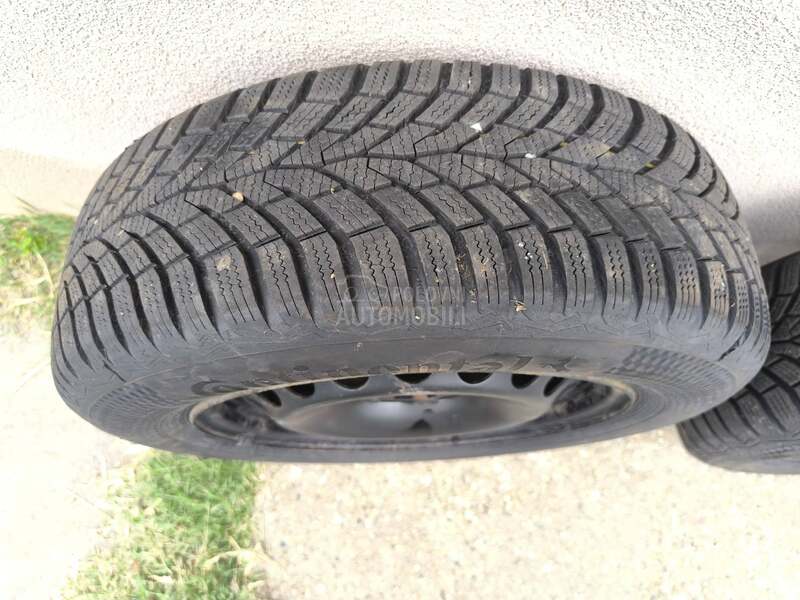Continental 195/65 R15 Zimska