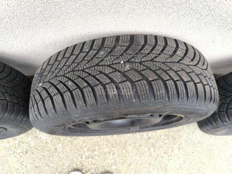 Continental 195/65 R15 Zimska