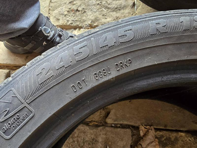 Semperit 245/45 R18 Letnja