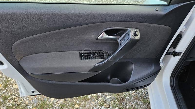 Volkswagen Polo v. servis