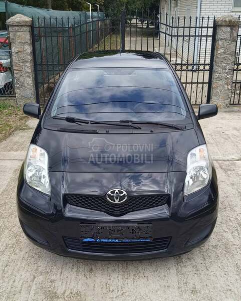 Toyota Yaris 1.0 b.e.n.z