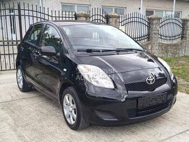Toyota Yaris 1.0 b.e.n.z