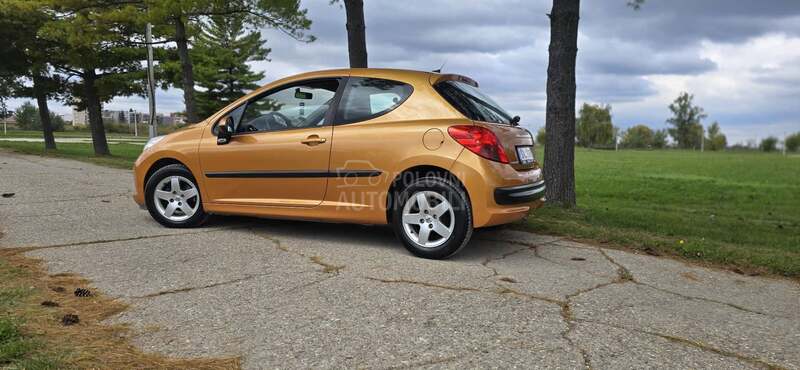 Peugeot 207 