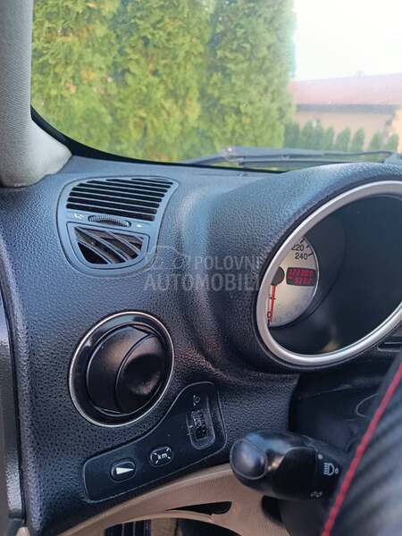 Alfa Romeo 156 1.9