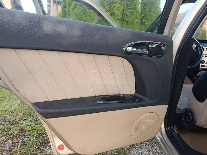 Alfa Romeo 156 1.9