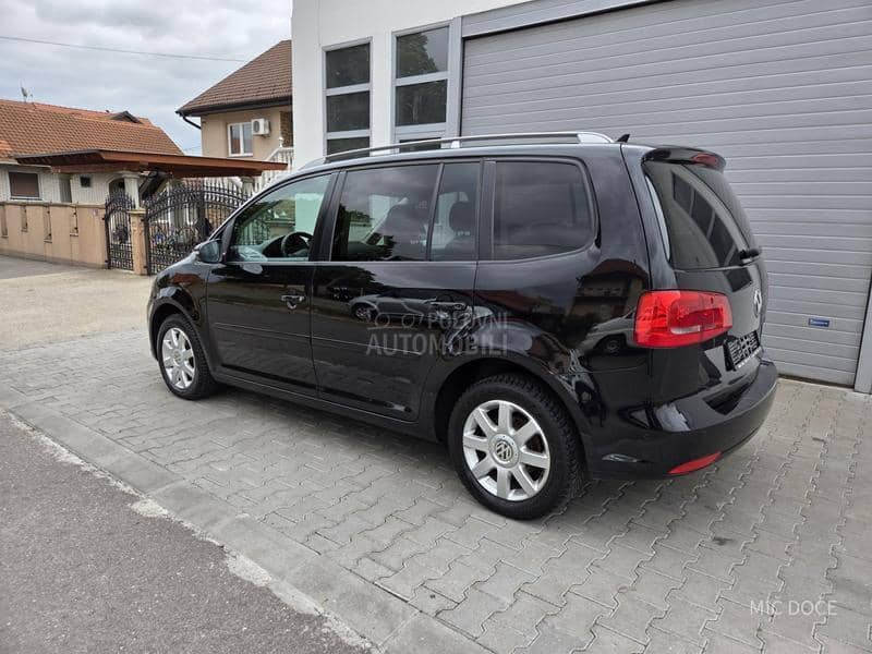 Volkswagen Touran 1.6 tdi led xenon
