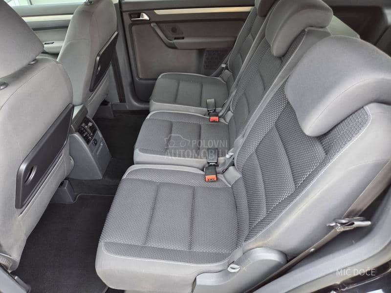 Volkswagen Touran 1.6 tdi led xenon