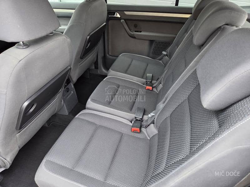 Volkswagen Touran 1.6 tdi led xenon