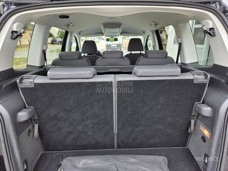 Volkswagen Touran 1.6 tdi led xenon