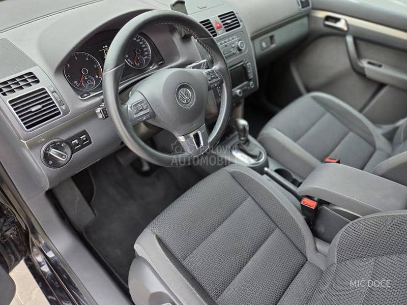 Volkswagen Touran 1.6 tdi led xenon