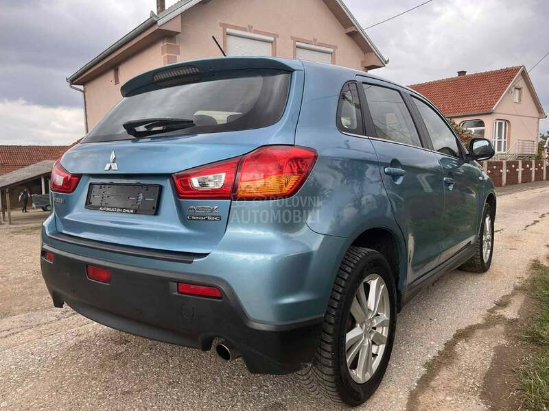 Mitsubishi ASX vredi videti nov