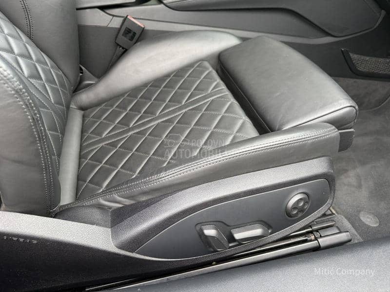 Audi TT Quattro TTS Optik