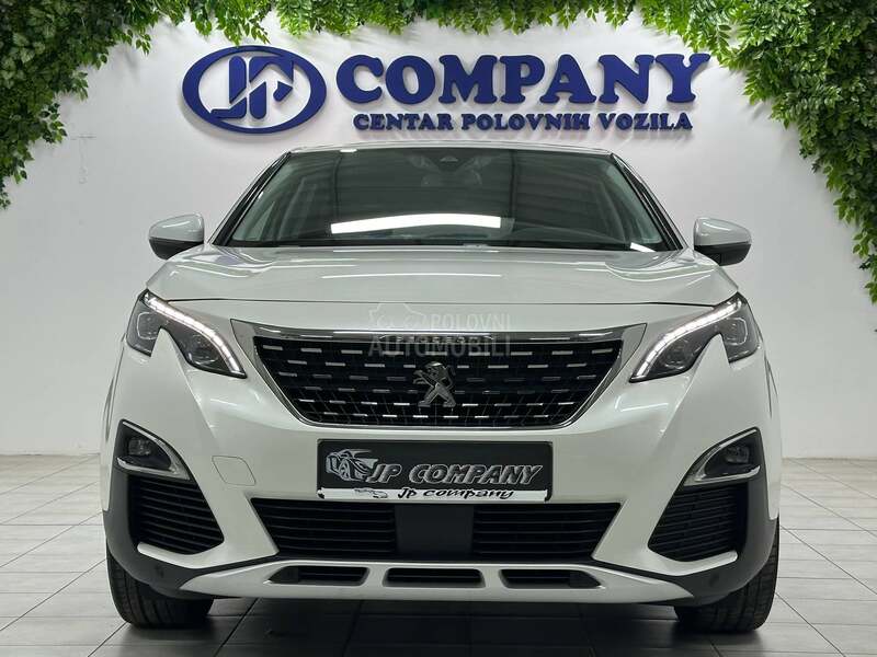 Peugeot 3008 1.2 ALLURE perla