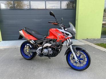 Aprilia Pegaso Strada 650 A2