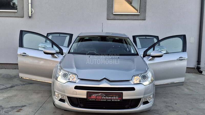 Citroen C5 2.0hdi NAAVIGACIJA