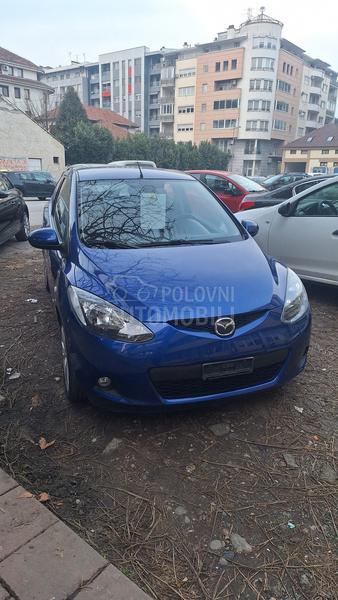Mazda 2 